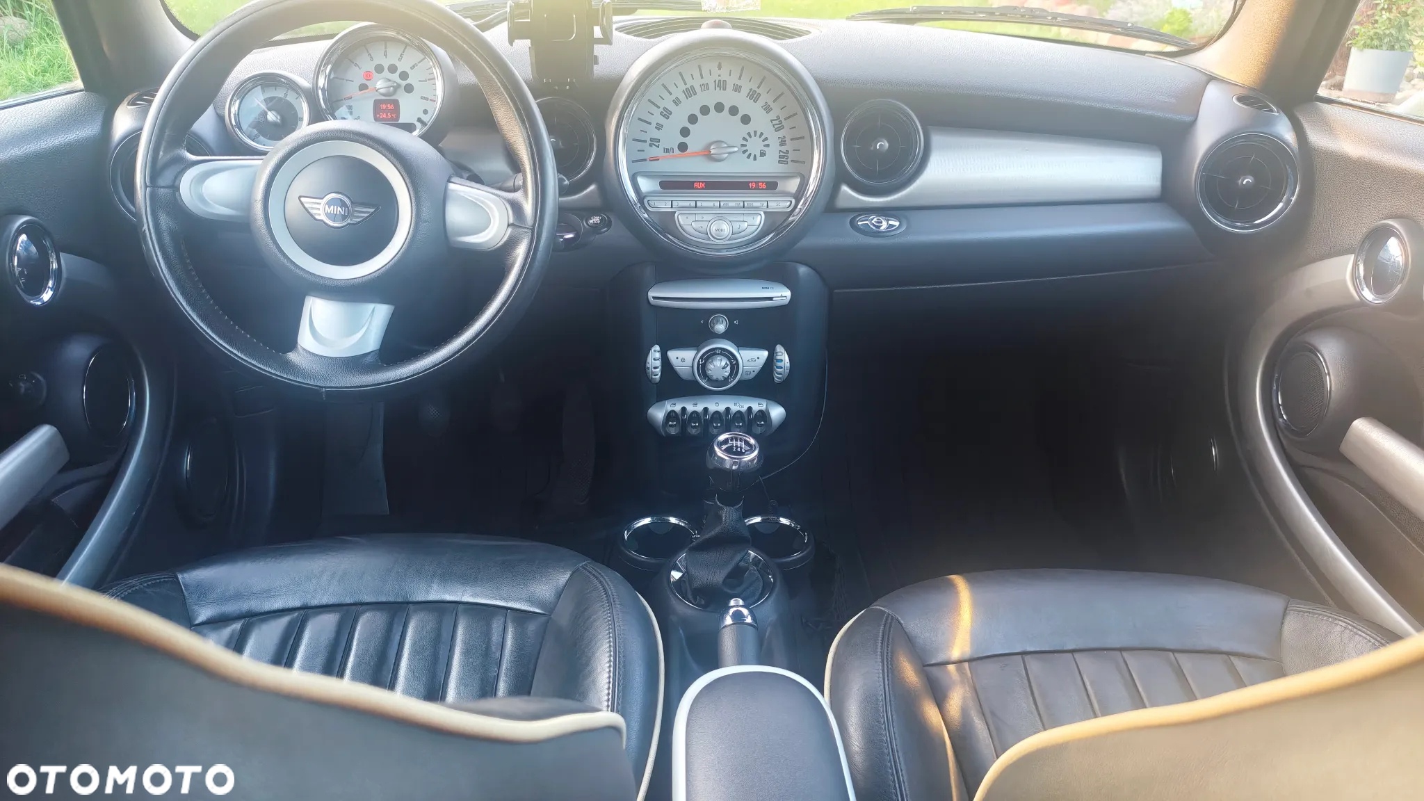 MINI Cooper Standard - 21