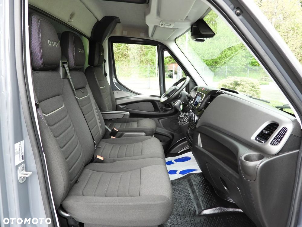 Iveco DAILY 35S18 PLANDEKA 10 PALET WEBASTO TEMPOMAT NAWIGACJA LEDY AUTOMAT HI-MATIC KLIMATYZACJA  180KM - 38