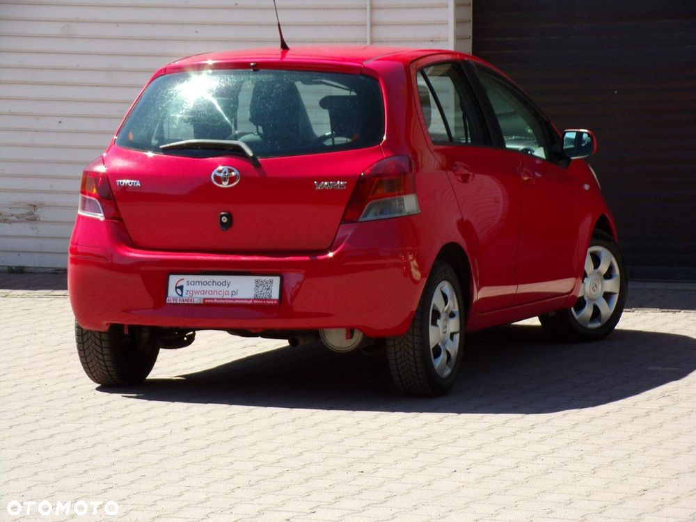 Toyota Yaris - 13