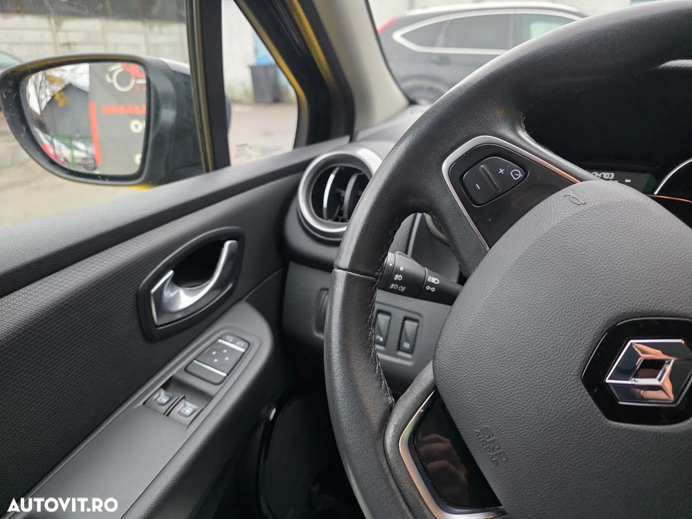 Renault Clio Estate Energy TCe Intens - 19