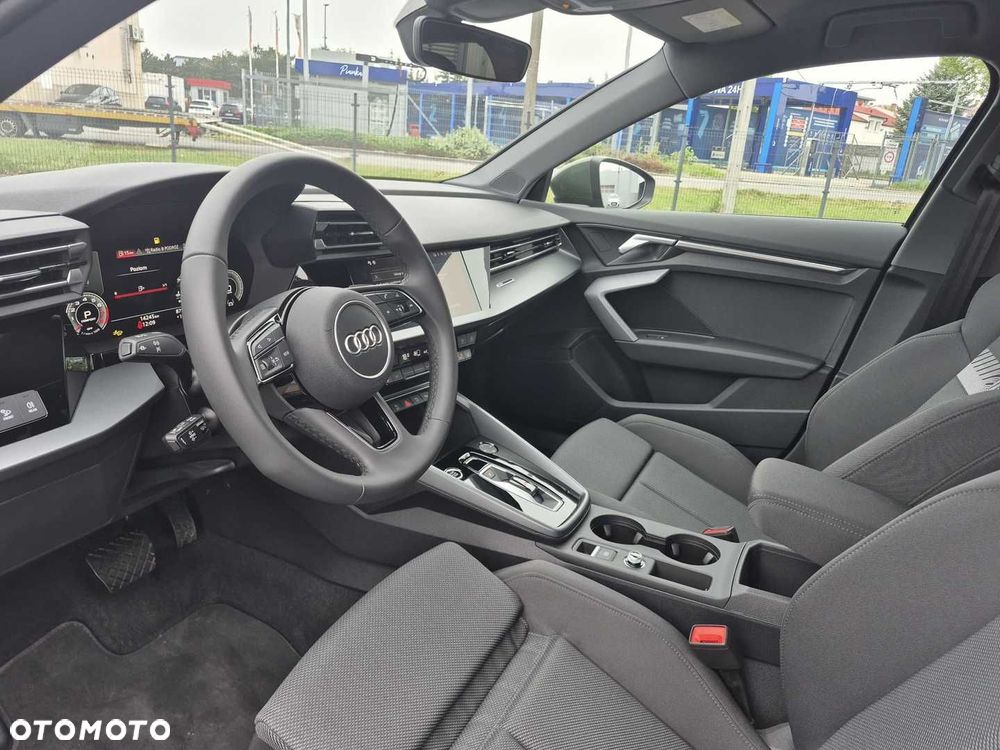 Audi A3 Sportback - 11