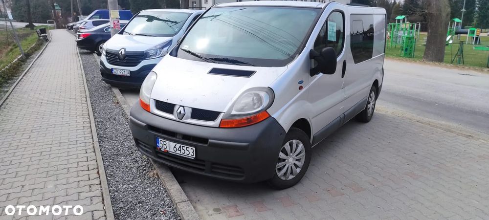 Renault Trafic - 2