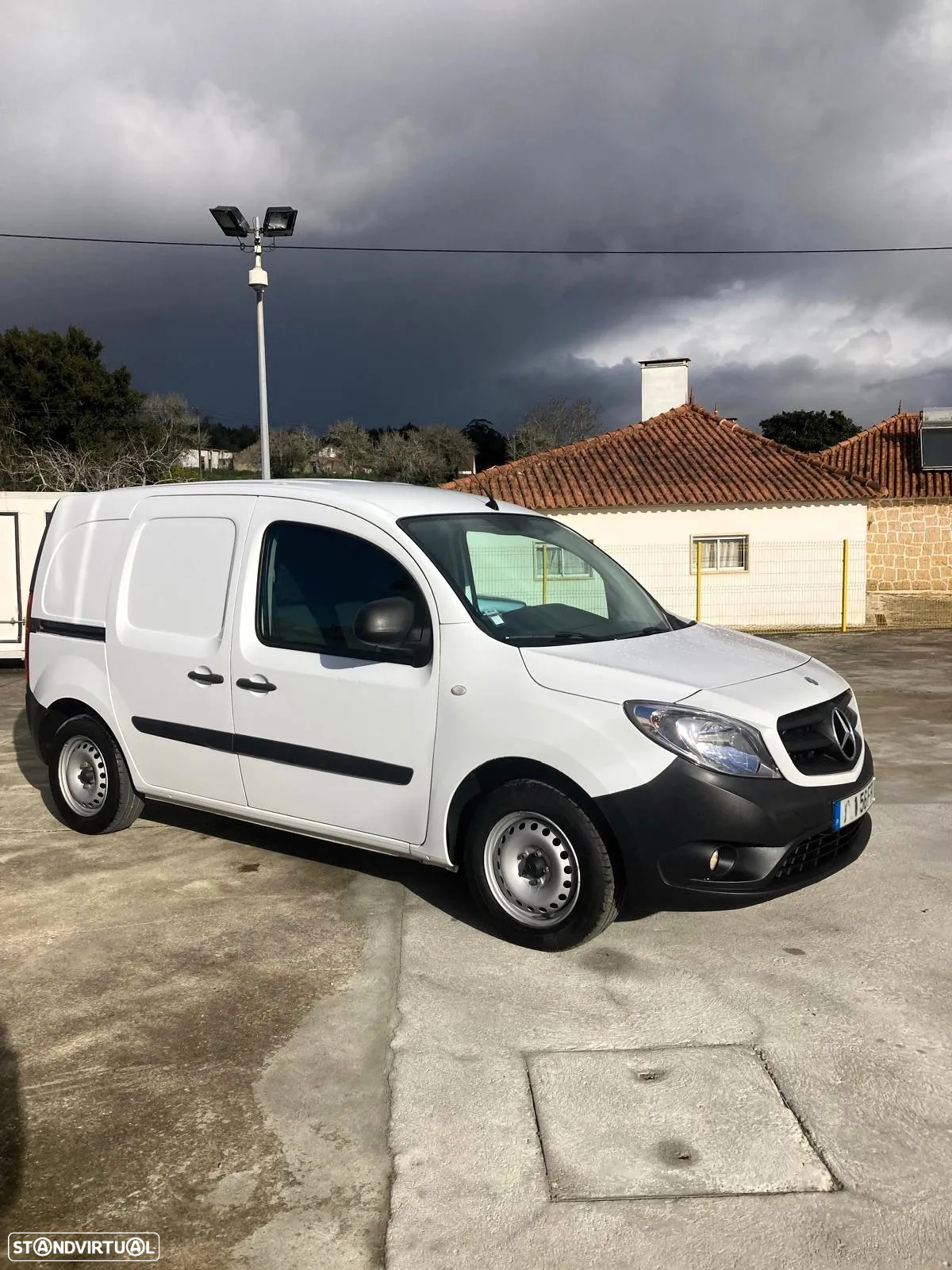 Mercedes-Benz Citan 109 CDI/27 90 3L - 2