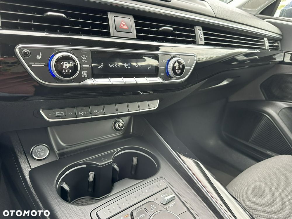 Audi A4 Avant 40 TFSI S tronic S line - 26