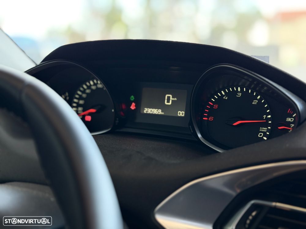 Peugeot 308 SW e-HDi 115 Stop & Start Active - 14