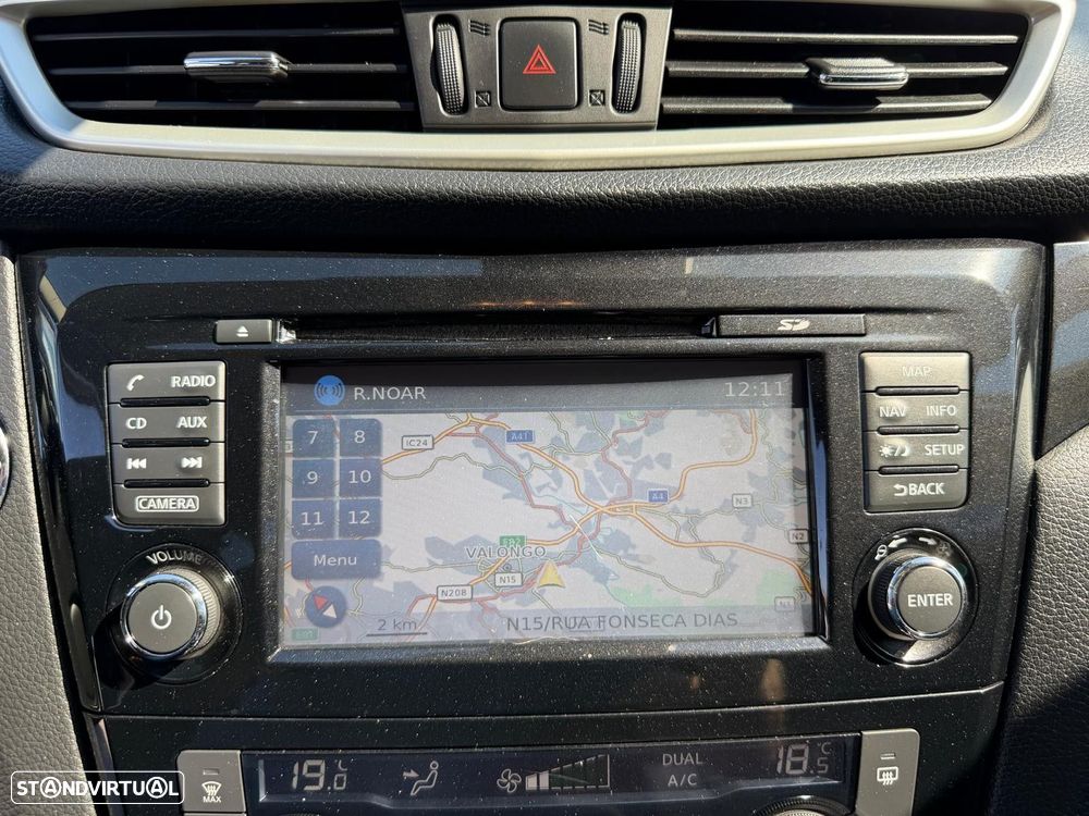 Nissan Qashqai 1.2 DIG-T N-Connecta 18 - 26