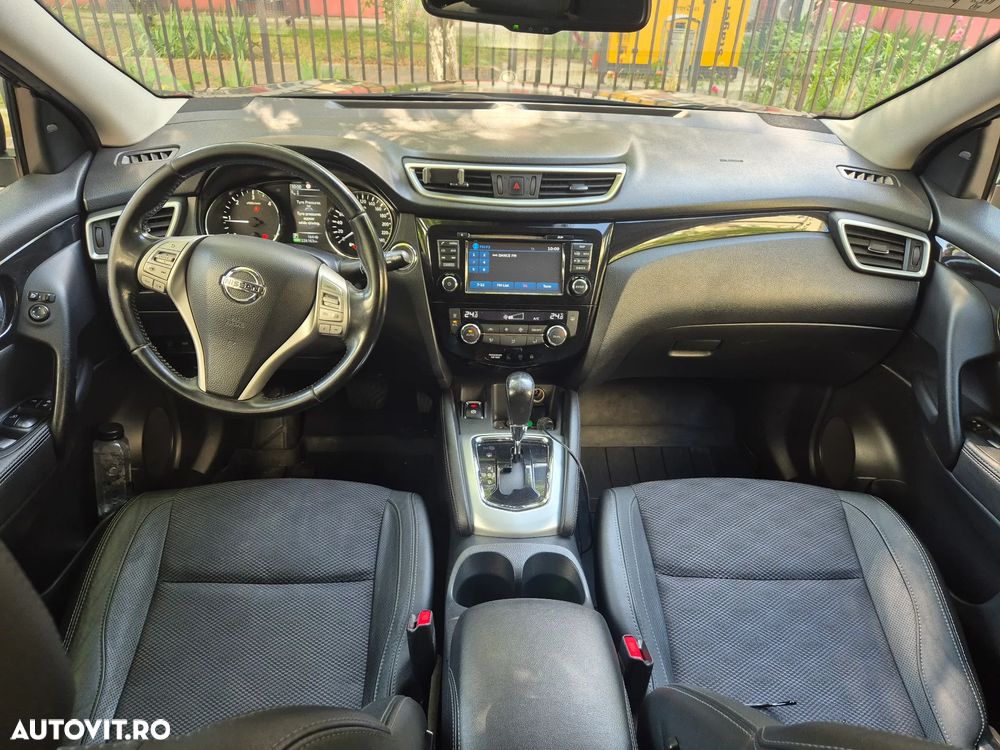 Nissan Qashqai 1.6 DCI Start/Stop X-TRONIC Tekna - 12