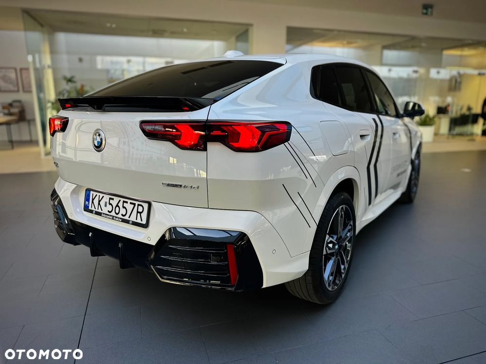 BMW X2 - 16