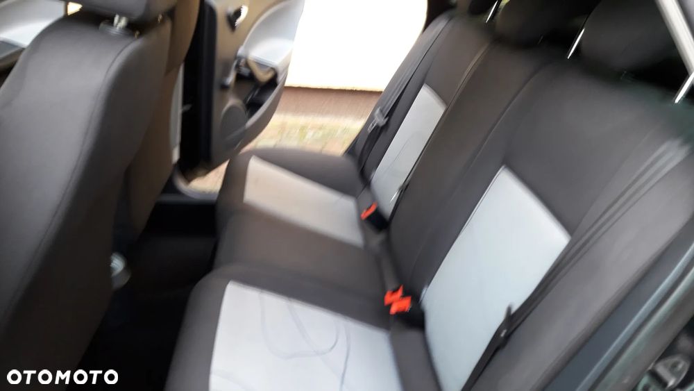 Seat Ibiza 1.4 16V i-Tech - 12