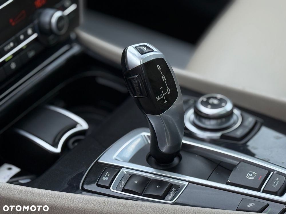 BMW 5GT 530d - 17