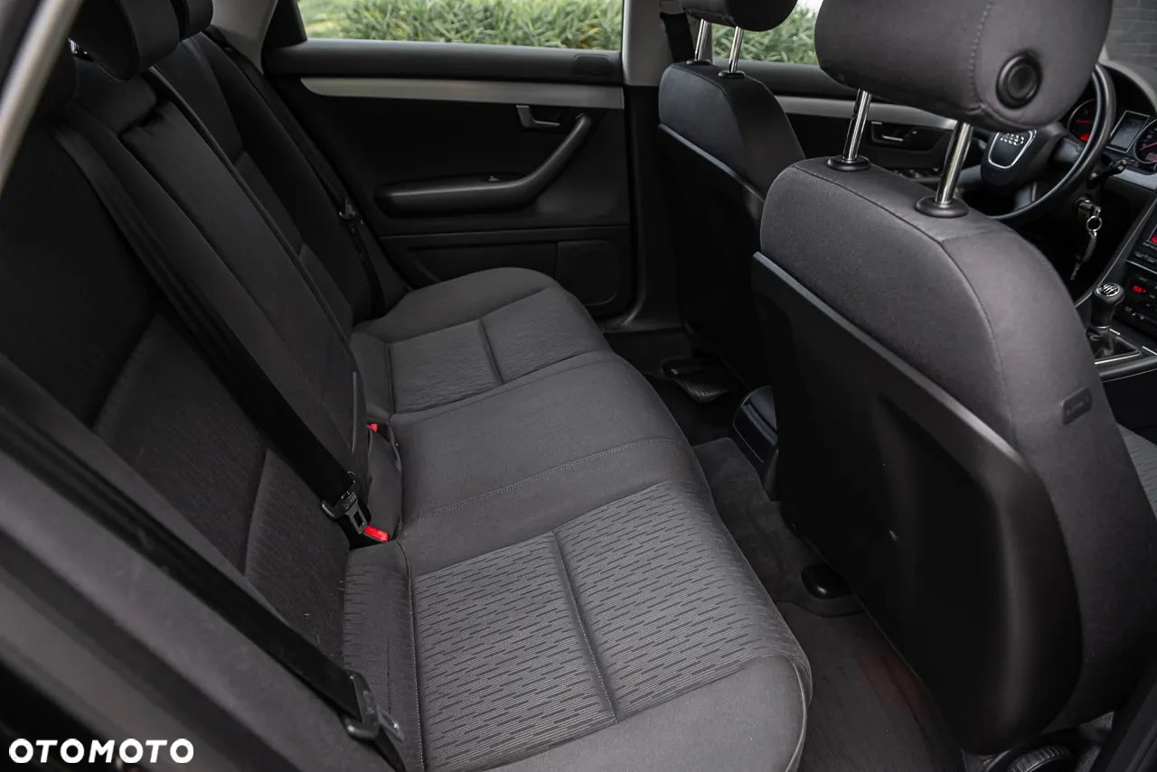 Audi A4 Avant 1.8 T quattro - 27
