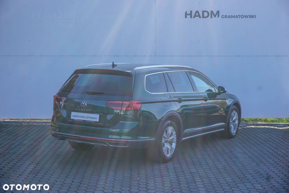 Volkswagen Passat - 7