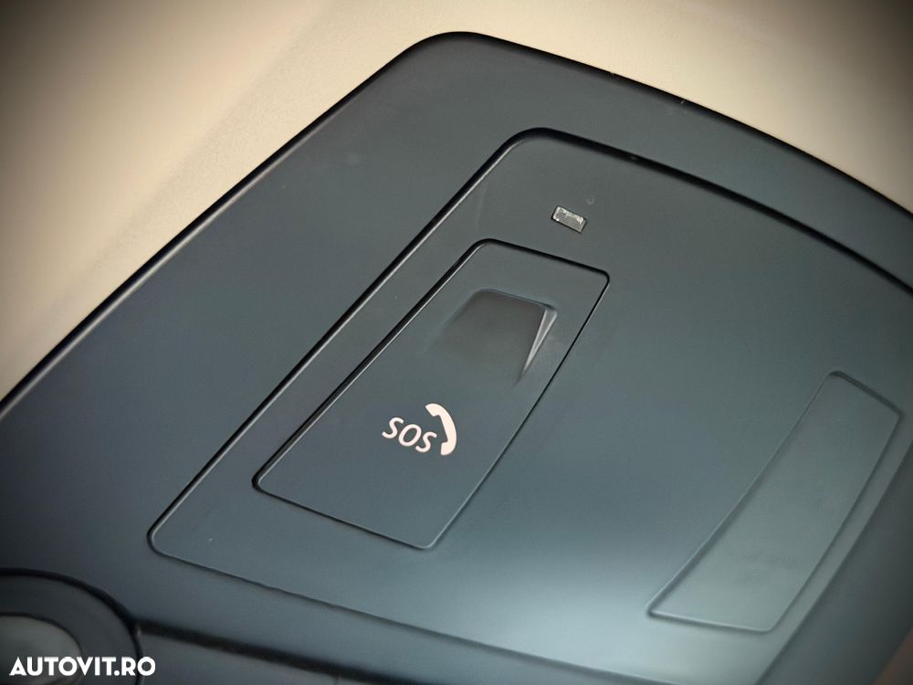 BMW Seria 5 520d Aut. Luxury Line - 30