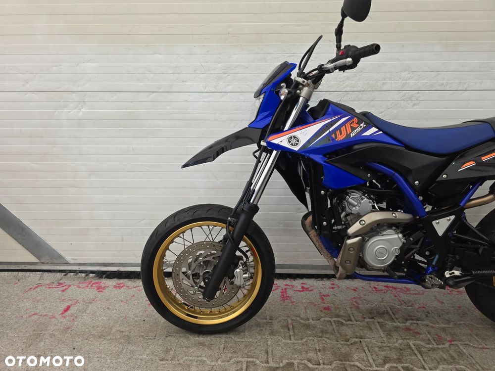 Yamaha WR - 8