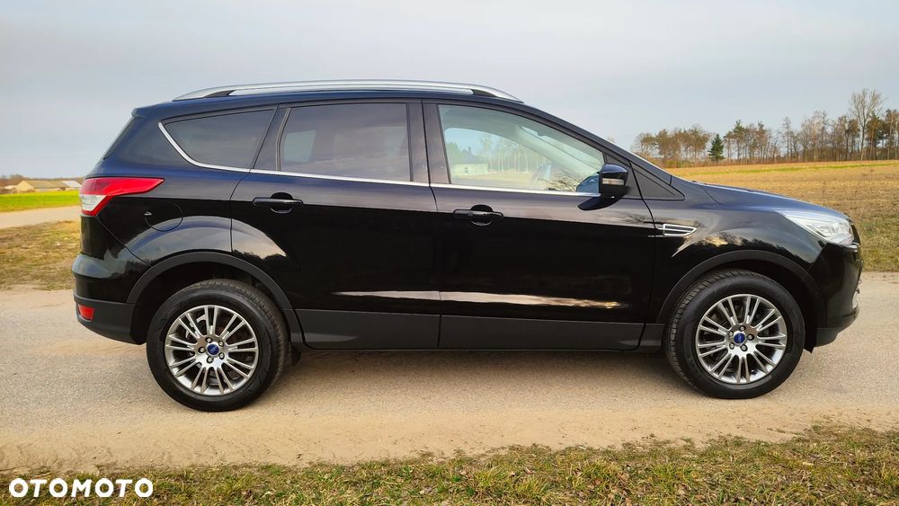 Ford Kuga 2.0 TDCi 4x4 Titanium - 38