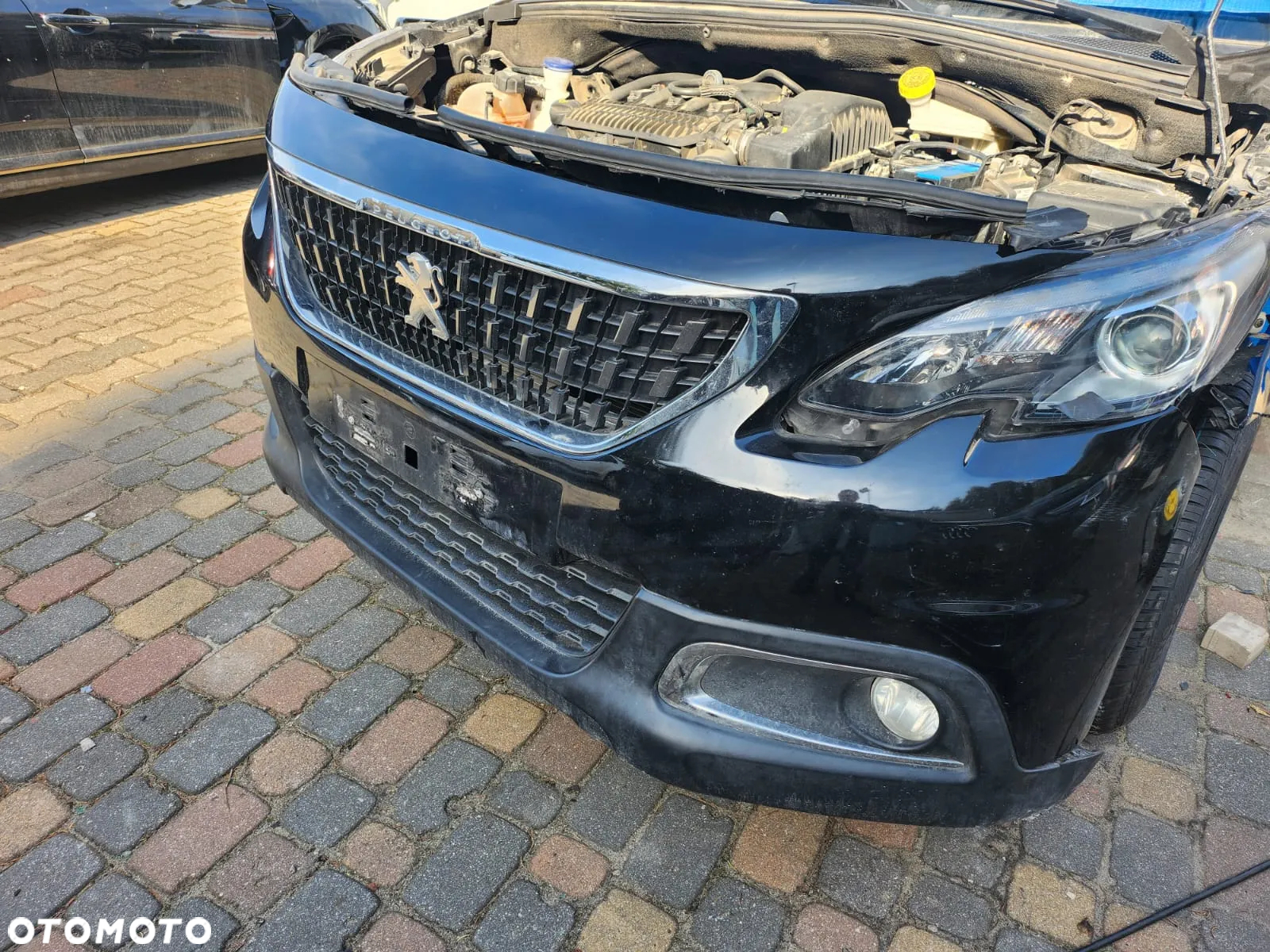 Peugeot 2008 PureTech 82 Allure - 12