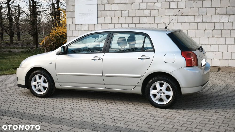 Toyota Corolla 1.4 D-4D Sol - 2