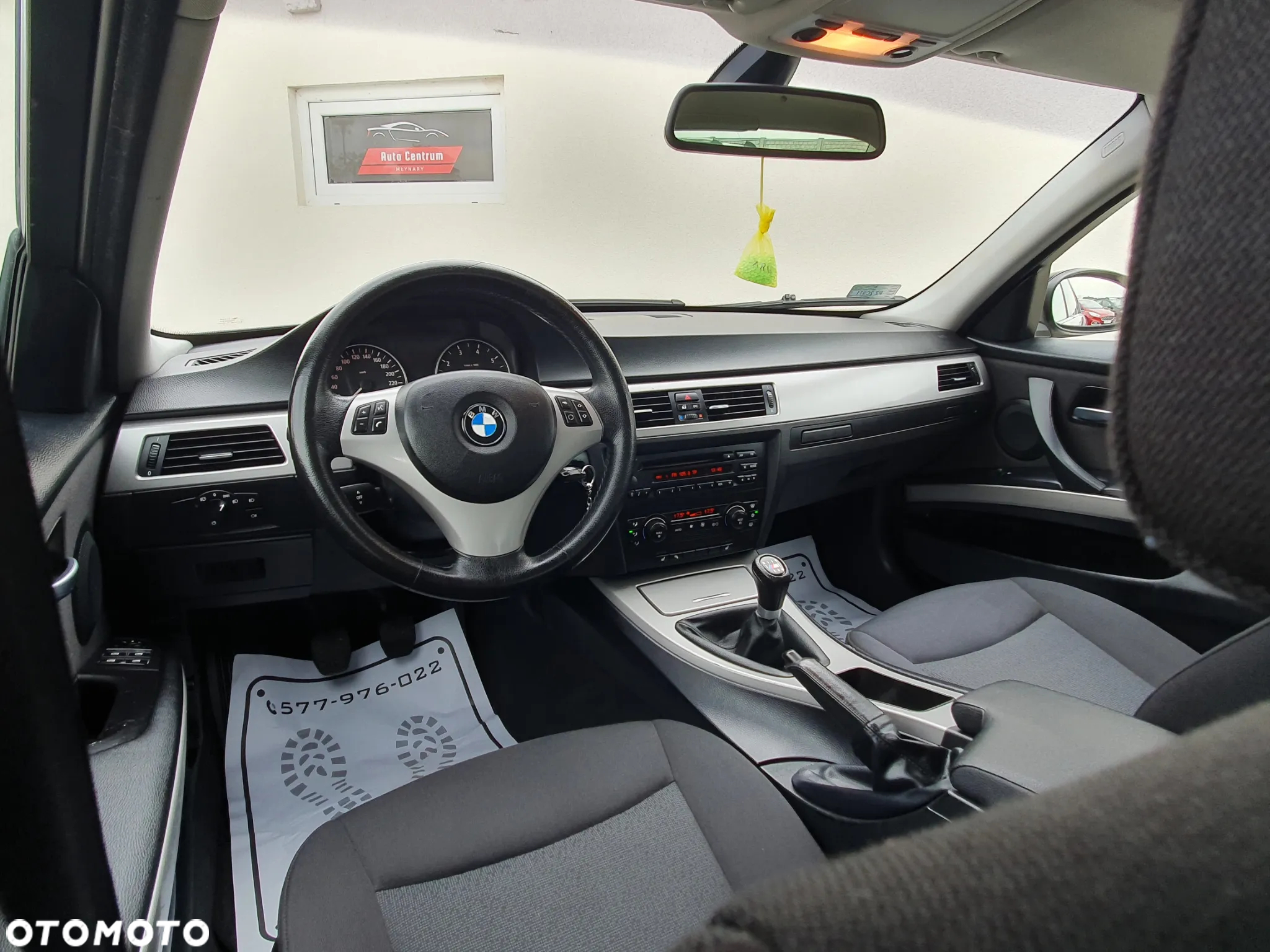 BMW Seria 3 320i - 6