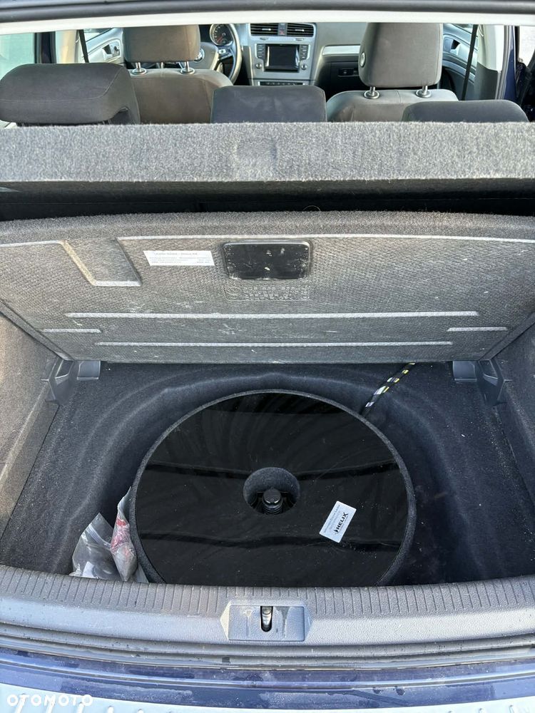 Volkswagen Golf 1.6 TDI DPF BlueMotion Technology Comfortline - 23