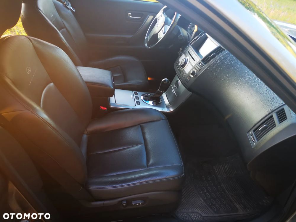Infiniti FX FX35 - 18