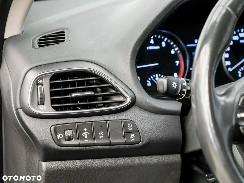 Hyundai i30 1.0 T-GDI Modern - 24