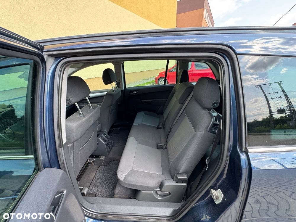 Opel Zafira 1.6 Cosmo - 7