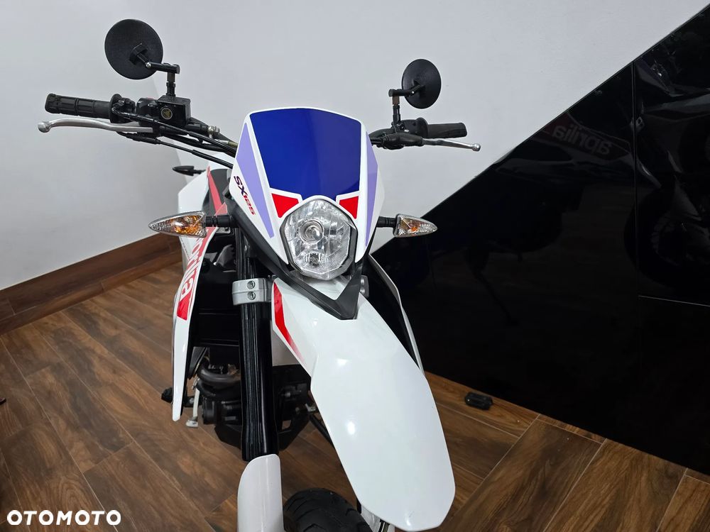 Aprilia SX - 12