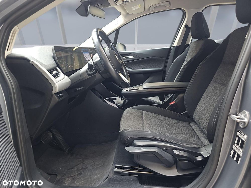 BMW Seria 2 218i - 9