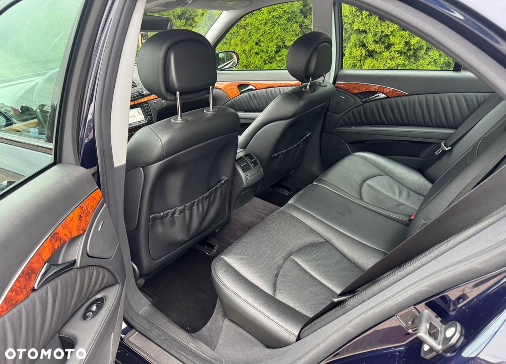 Mercedes-Benz Klasa E 350 4Matic Automatik Elegance - 30