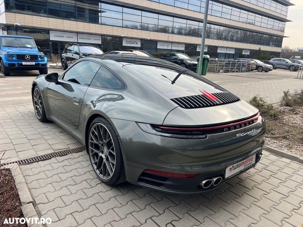 Porsche 911 Carrera 4S PDK - 7