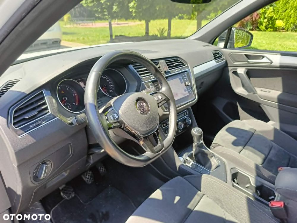 Volkswagen Tiguan 2.0 TDI SCR R-Line - 17
