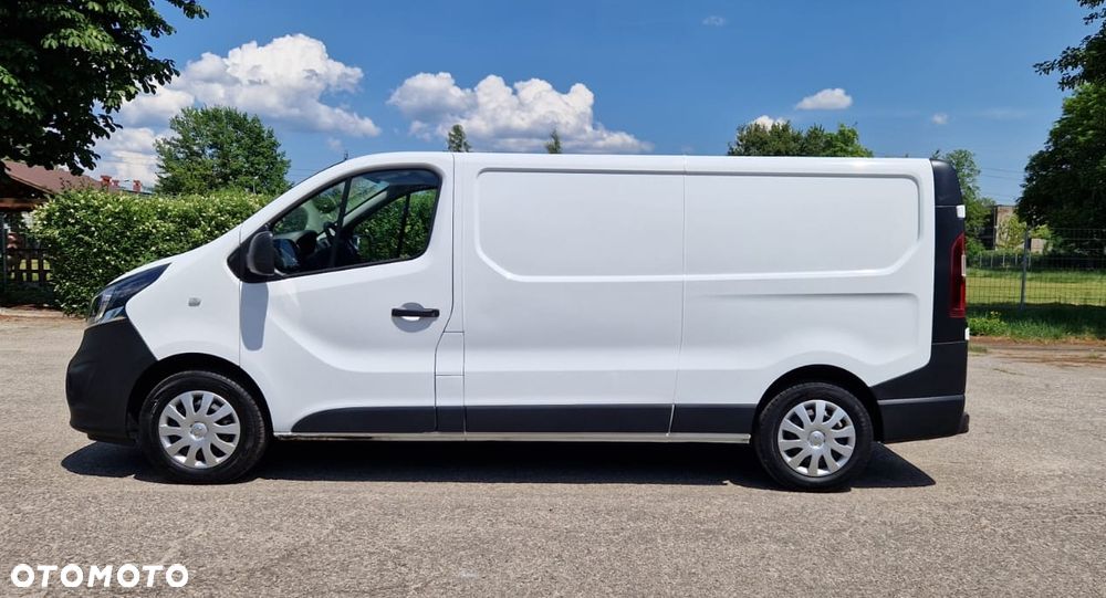Opel Vivaro - 1
