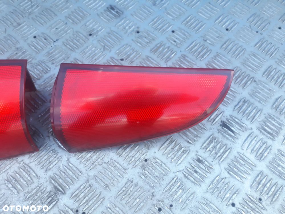 LAMPA PRAWY TYŁ MERCEDES VITO W639 2005r - 2