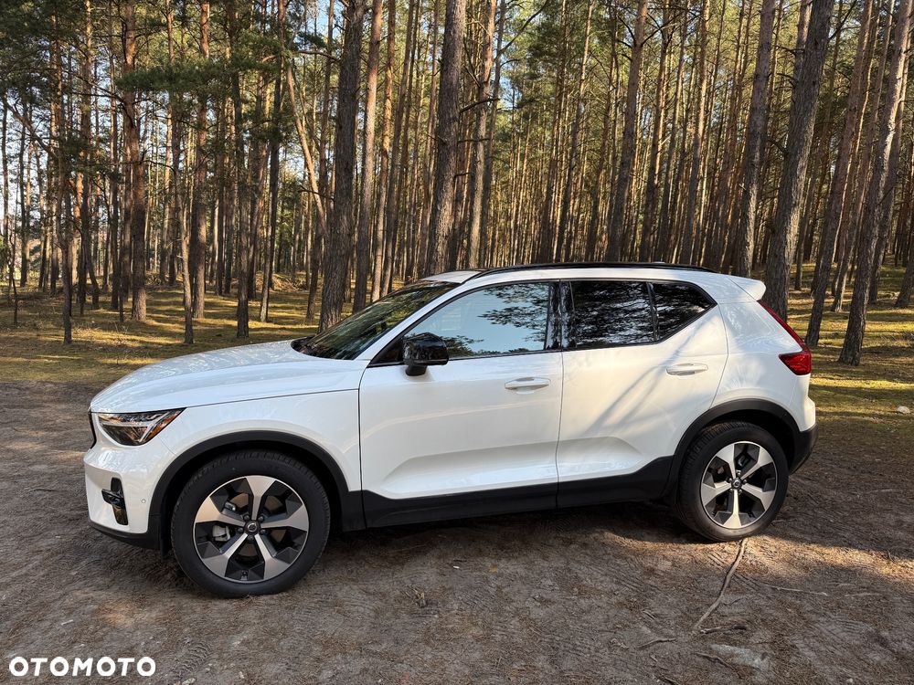 Volvo XC 40 B5 AWD Ultimate Dark - 18