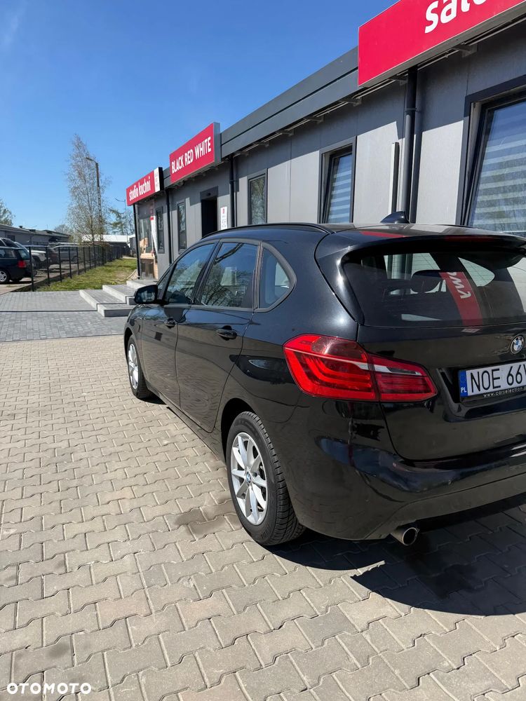 BMW Seria 2 218d Sport Line - 3
