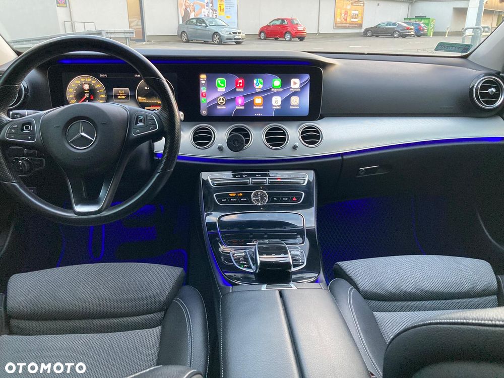 Mercedes-Benz Klasa E - 11