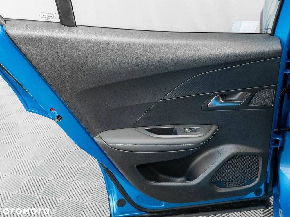 Peugeot 2008 1.2 PureTech Allure Pack S&S EAT8 - 28