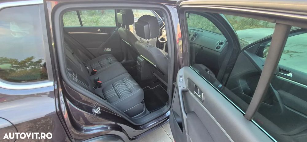 Volkswagen Tiguan - 10