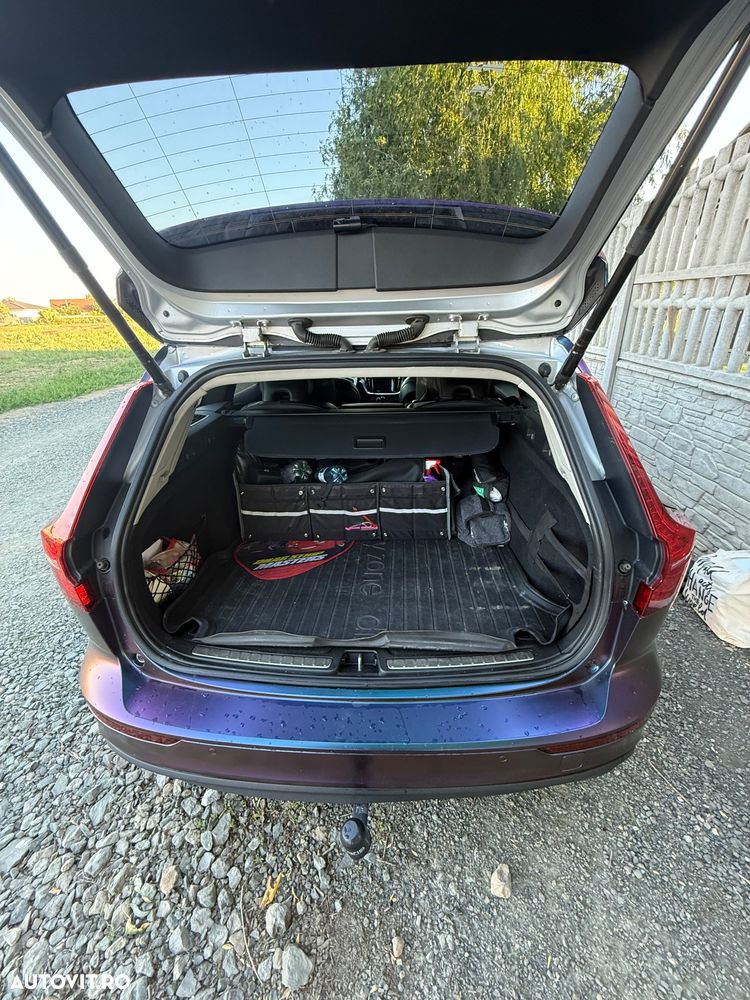 Volvo V60 D3 Momentum - 31