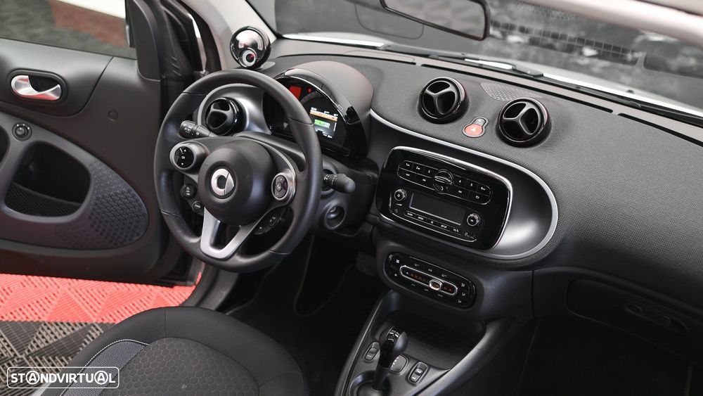 Smart Fortwo Cabrio EQ passion - 35