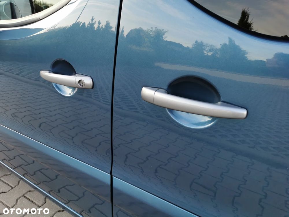 Citroën Berlingo Multispace BlueHDi 120 S&S SHINE - 17