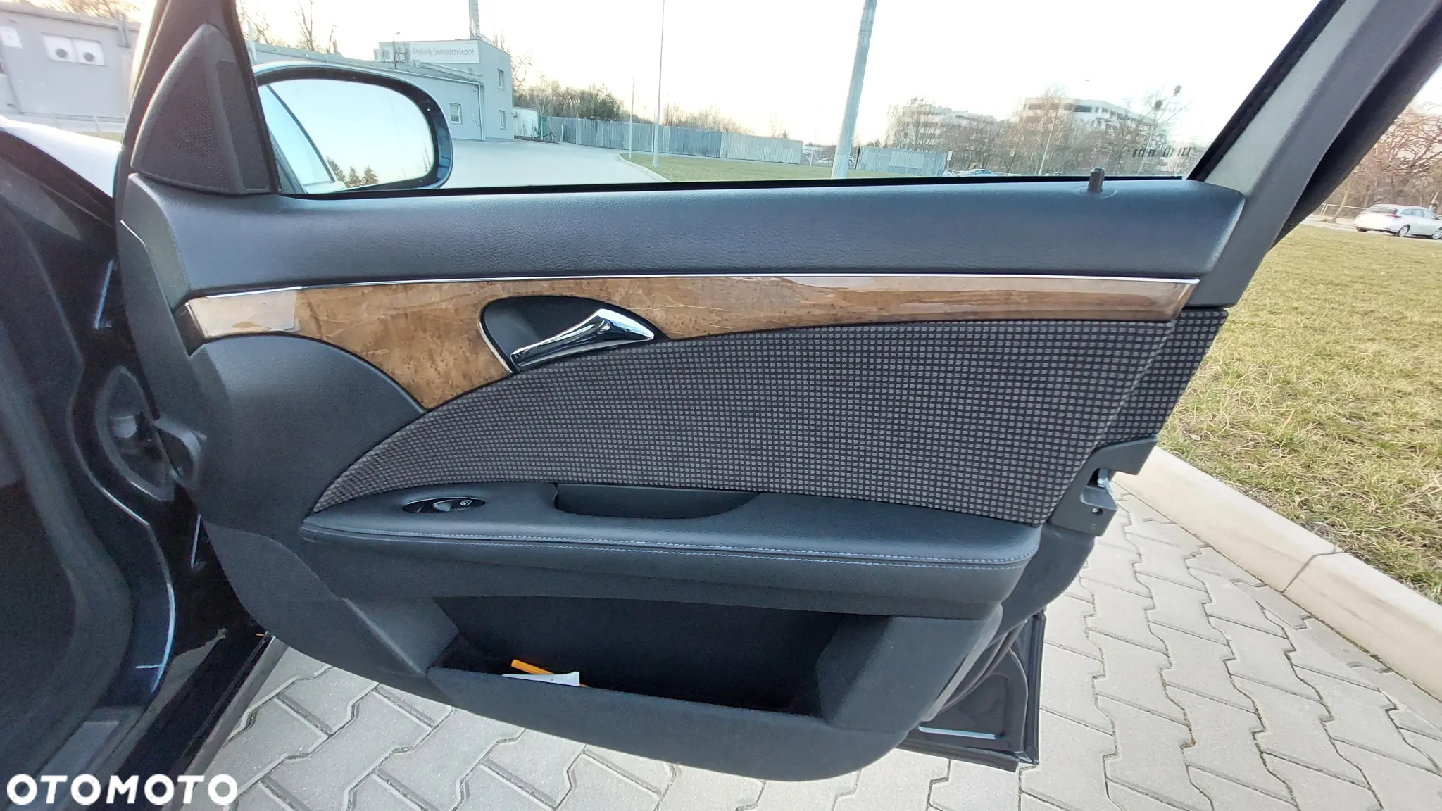 Mercedes-Benz Klasa E - 7