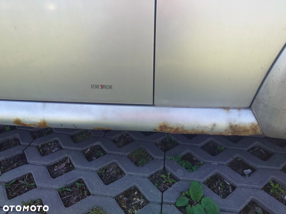 Volkswagen Beetle - 4