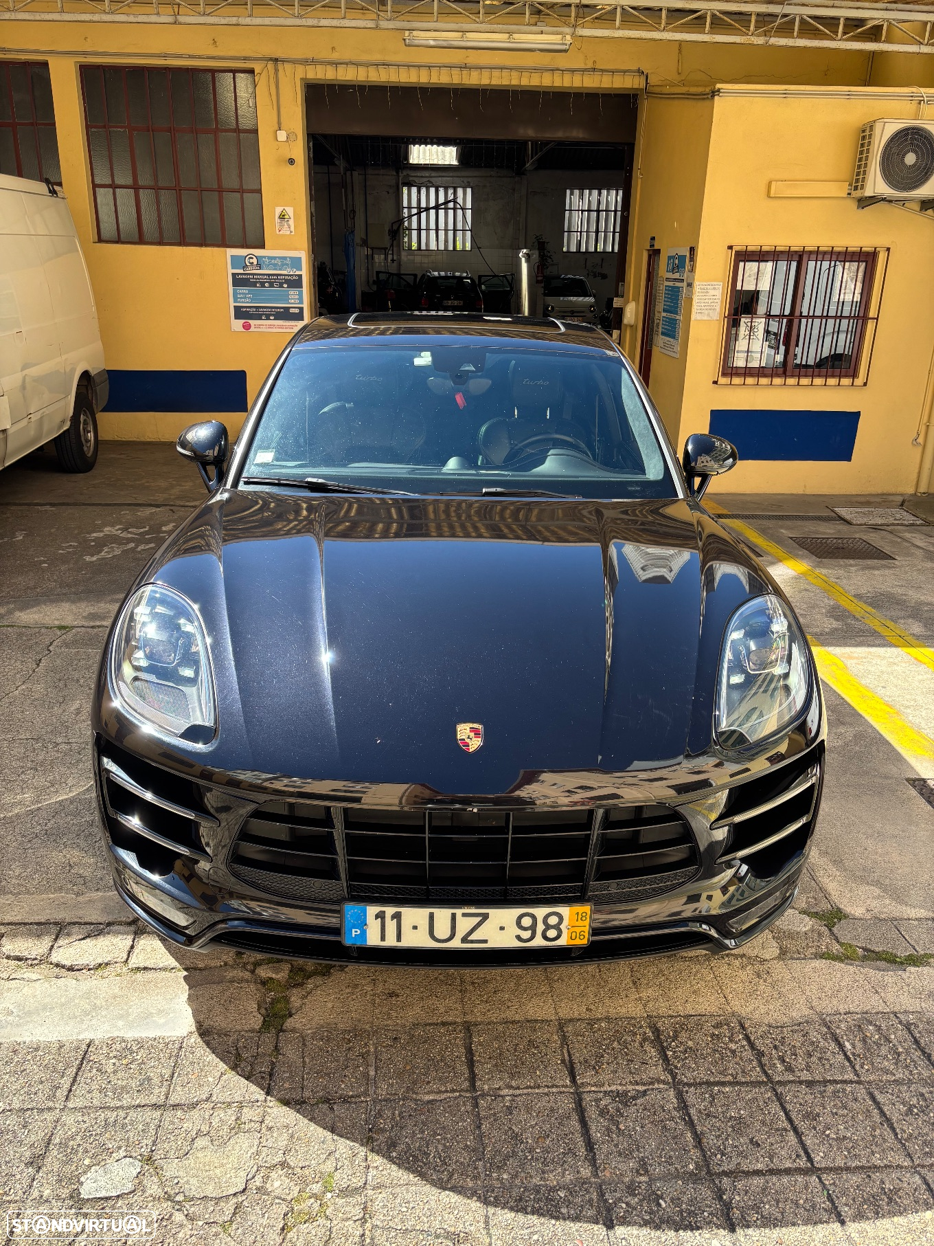 Porsche Macan Turbo Performance Package - 13