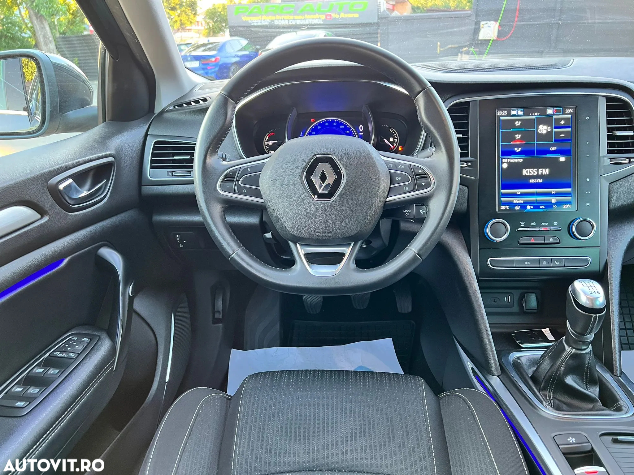 Renault Megane TCe GPF Intens - 8