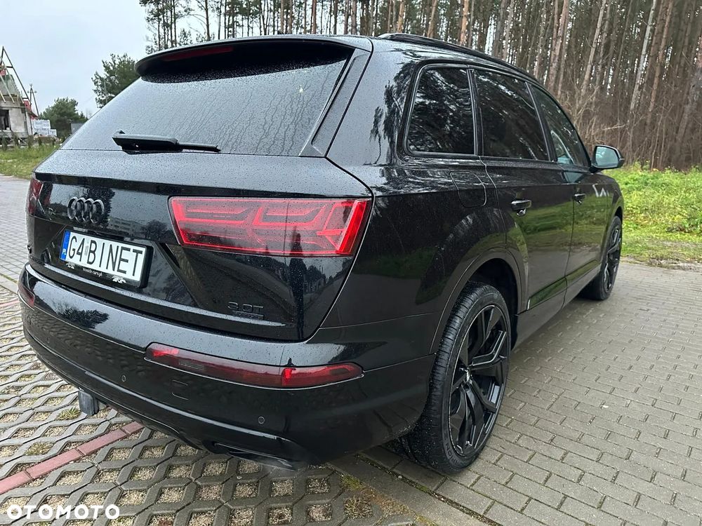 Audi Q7 - 8