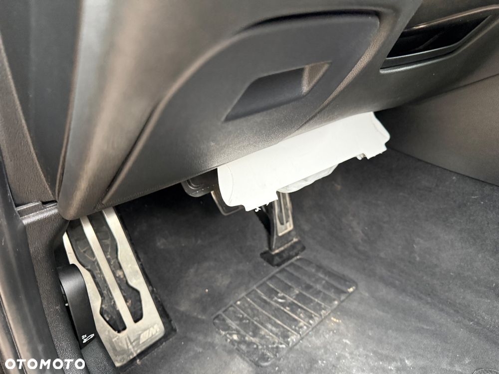 BMW Seria 3 - 25