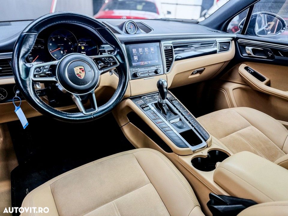 Porsche Macan - 6