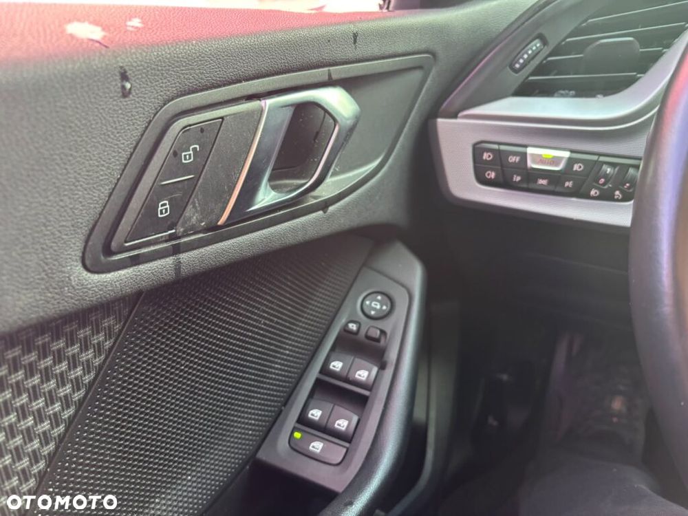 BMW 118I 2020 photo 5
