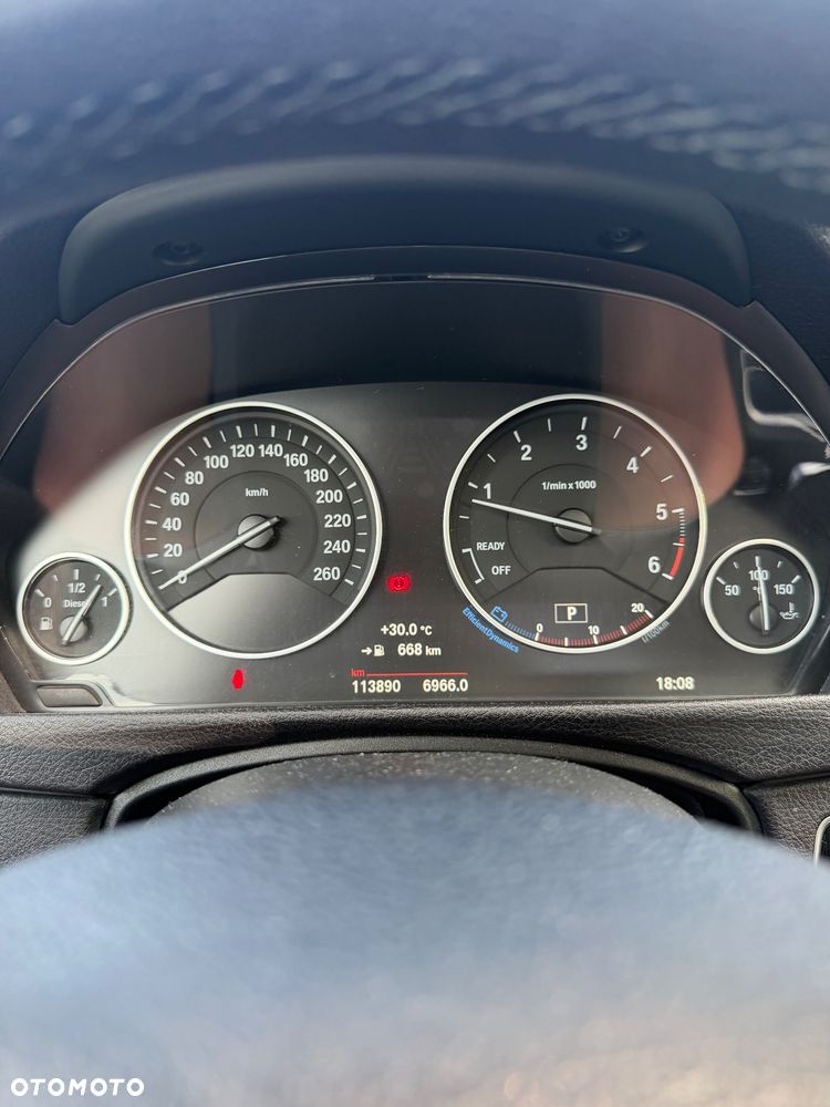 BMW Seria 3 320d xDrive Luxury Line - 18